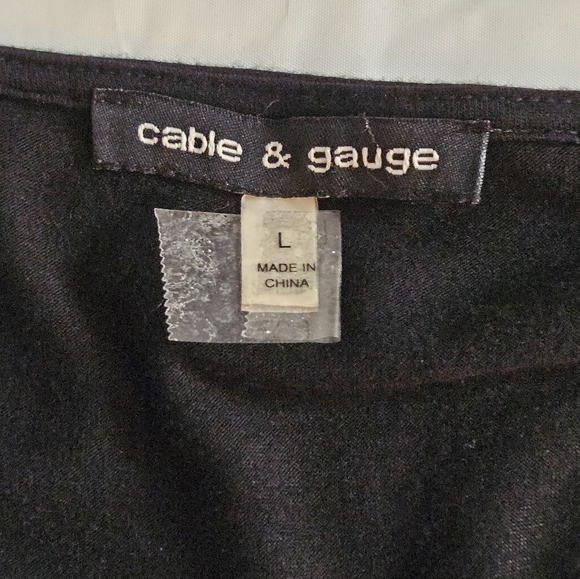 Cable & Gauge Women's Top Size Large - Picture 6 of 12